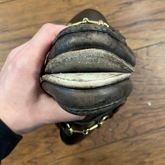 Brown Gucci horsebit loafers. Authentic Italian leather. Size 8D. - Picture 5 of 5